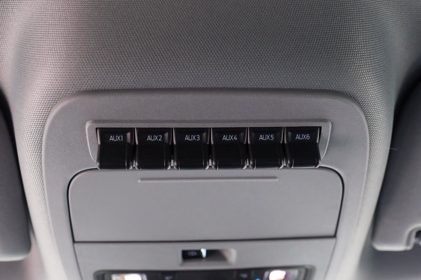 2026 Oxford White Ford Super Duty F-550 DRW XL 4X4 Truck