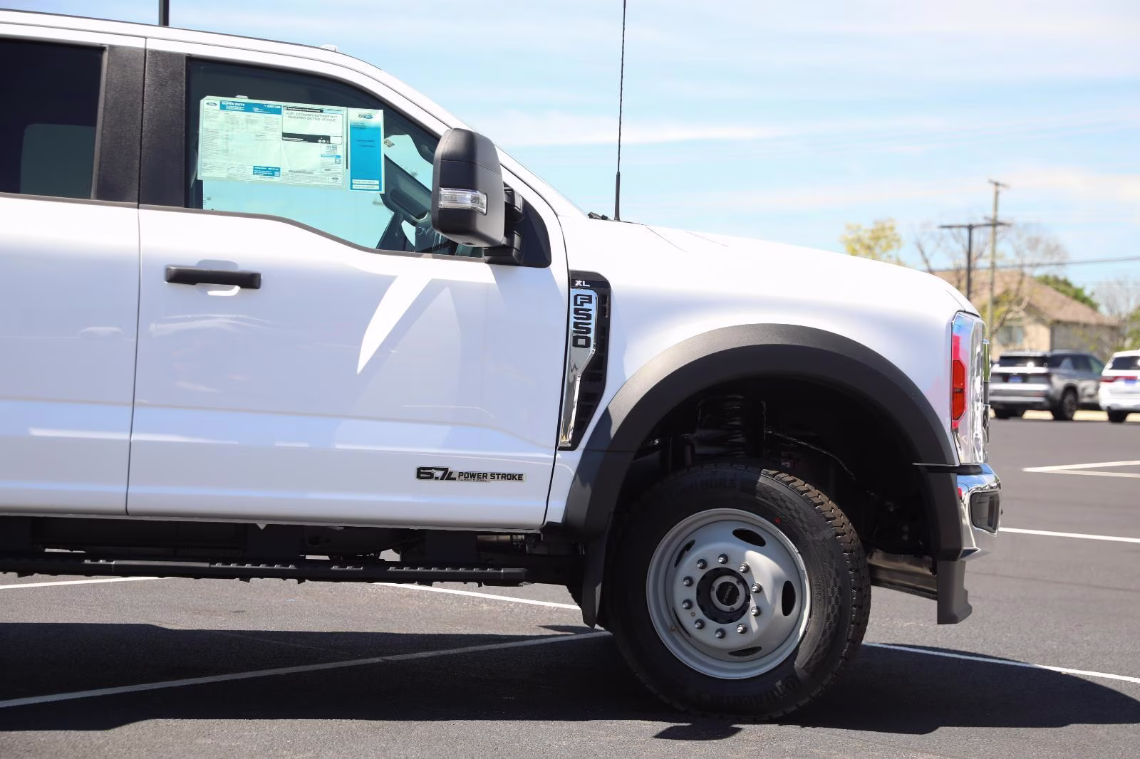 2026 Oxford White Ford Super Duty F-550 DRW XL 4X4 Truck