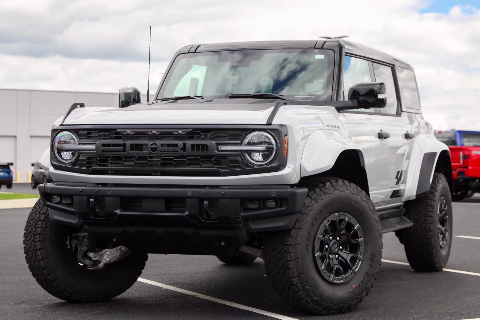 2026 Avalanche Gray Ford Bronco Raptor 4X4 SUV