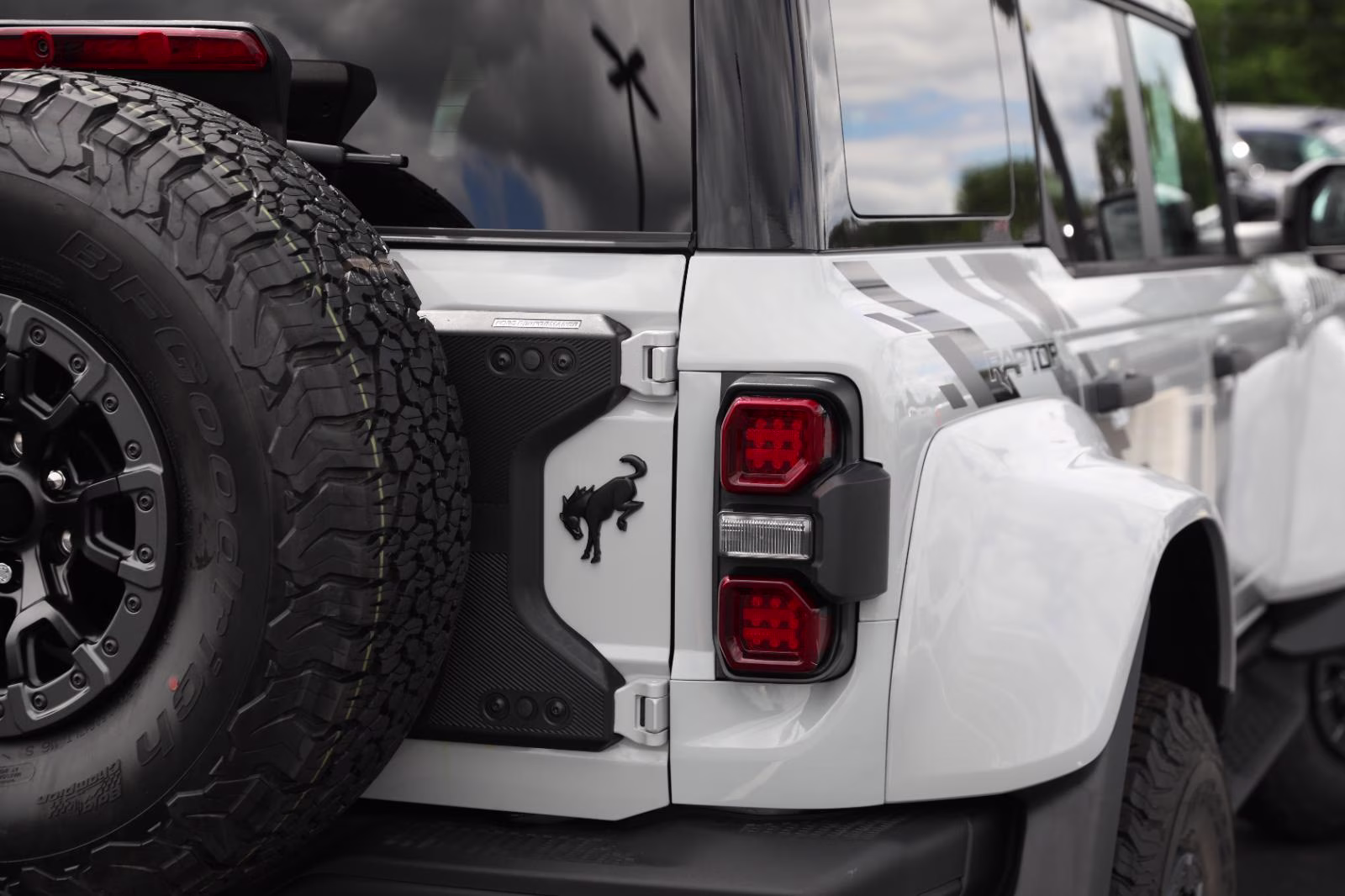 2026 Avalanche Gray Ford Bronco Raptor 4X4 SUV