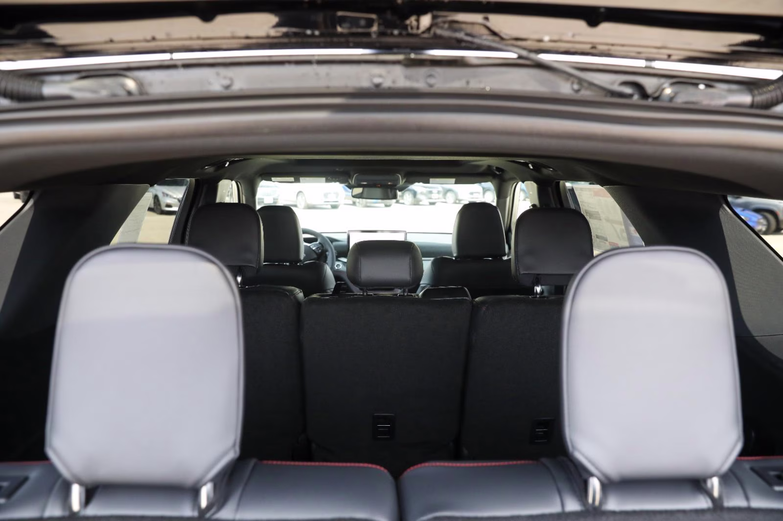 2026 Agate Black Metallic Ford Explorer ST 4X4 SUV