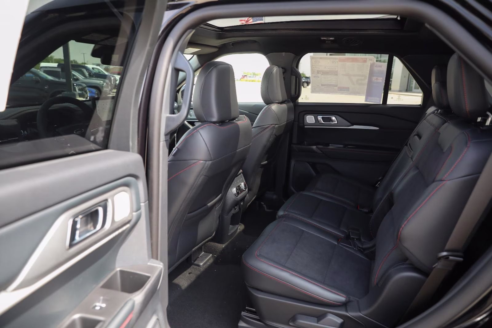 2026 Agate Black Metallic Ford Explorer ST 4X4 SUV