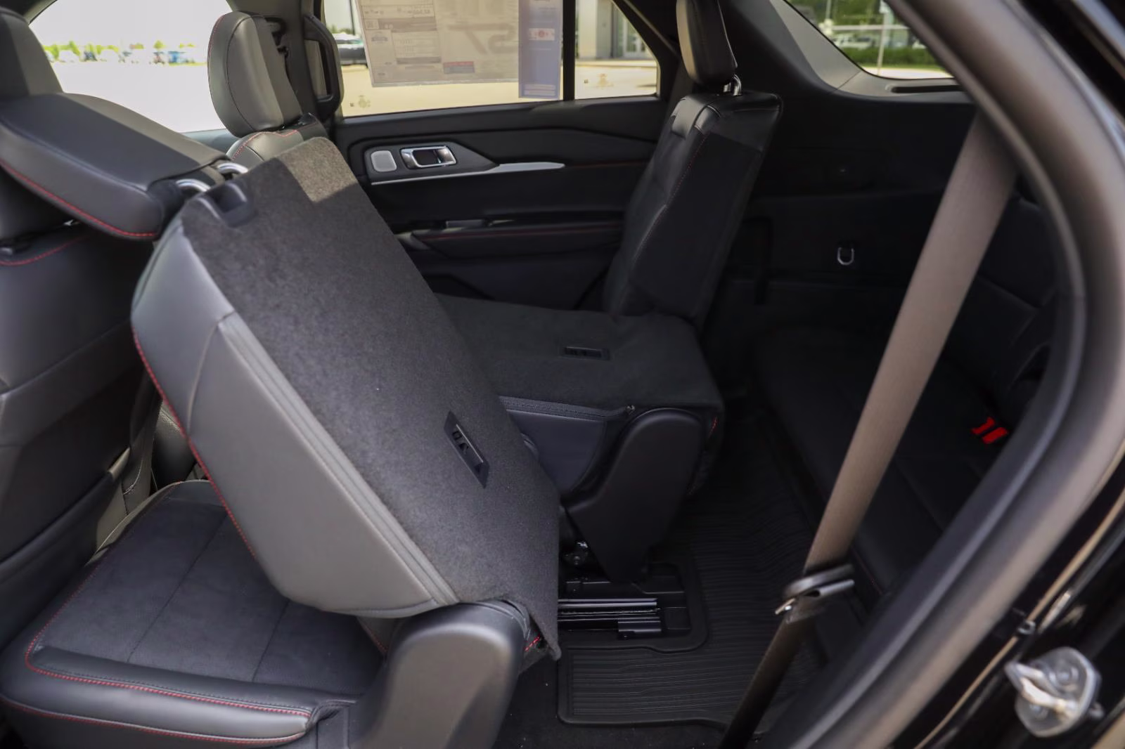 2026 Agate Black Metallic Ford Explorer ST 4X4 SUV