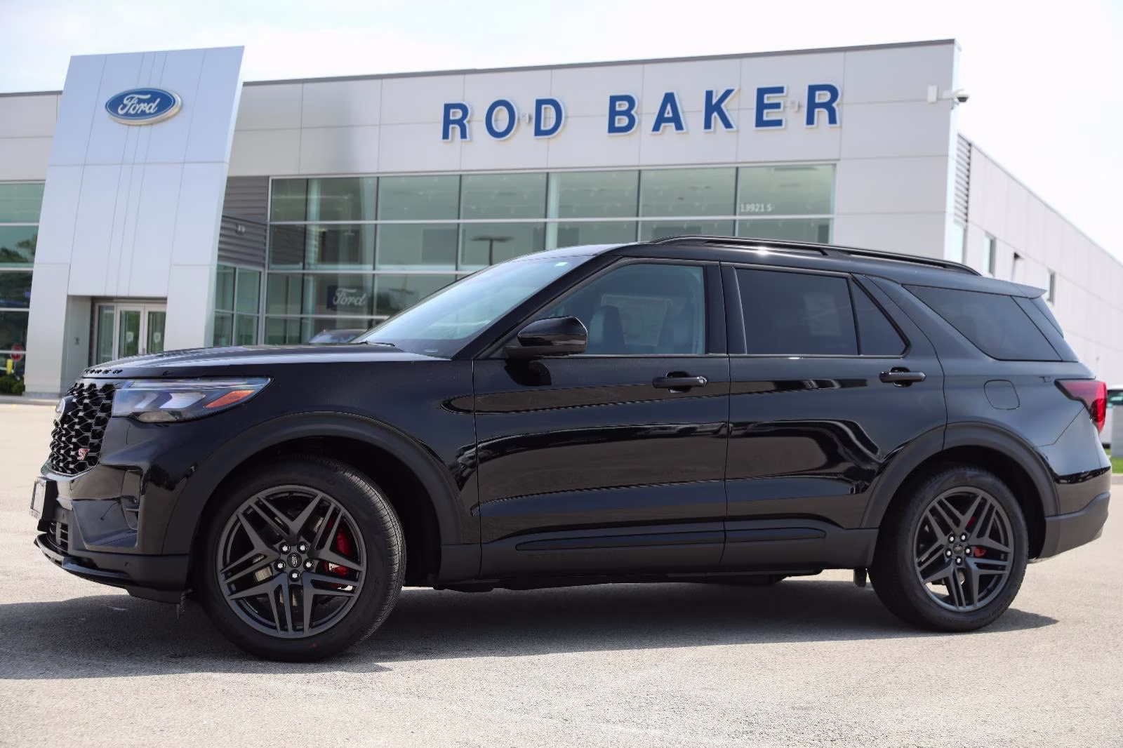 2026 Agate Black Metallic Ford Explorer ST 4X4 SUV