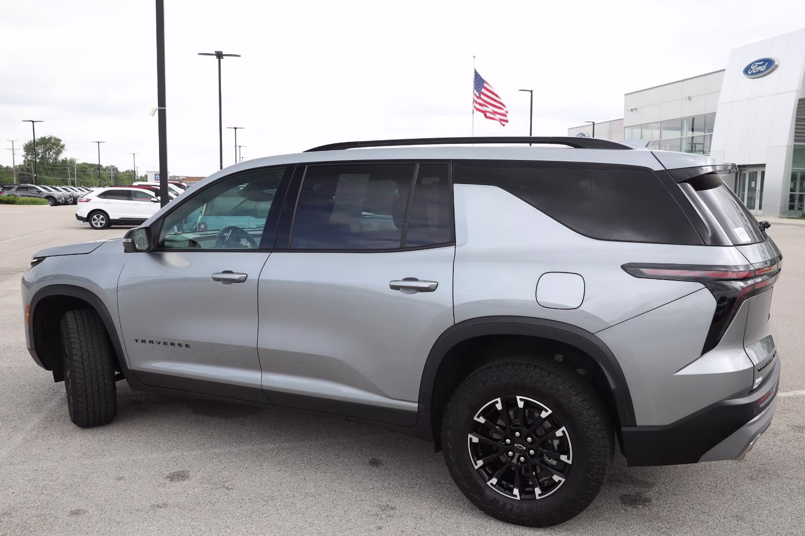 2025 Sterling Gray Metallic Chevrolet Traverse AWD Z71 AWD SUV