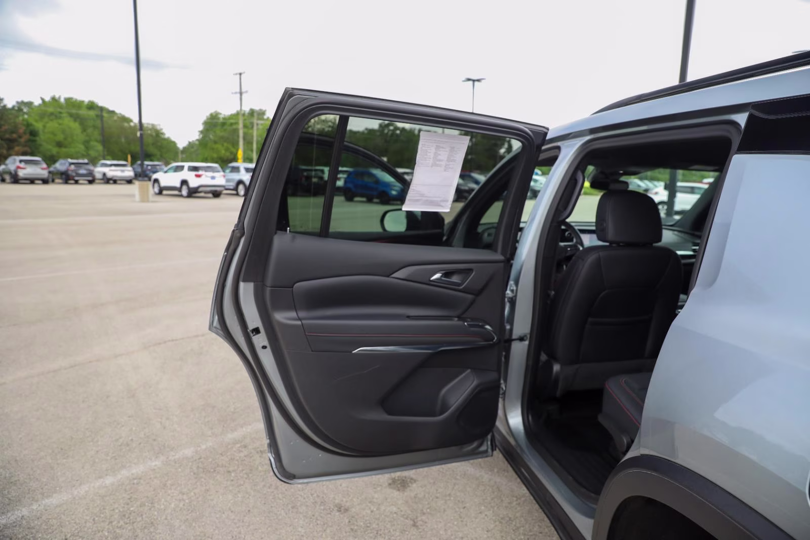 2025 Sterling Gray Metallic Chevrolet Traverse AWD Z71 AWD SUV