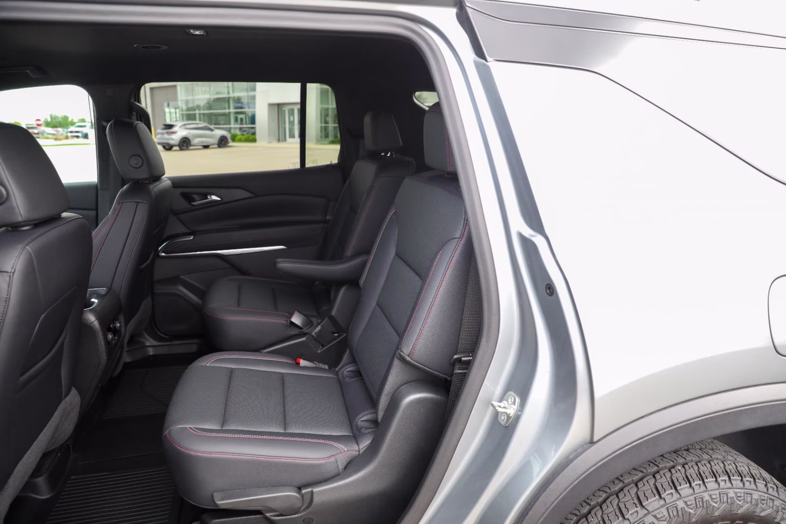 2025 Sterling Gray Metallic Chevrolet Traverse AWD Z71 AWD SUV