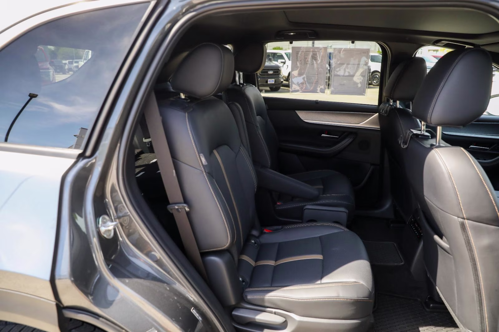 2024 Machine Gray Metallic Mazda CX-90 PHEV Premium Plus AWD SUV