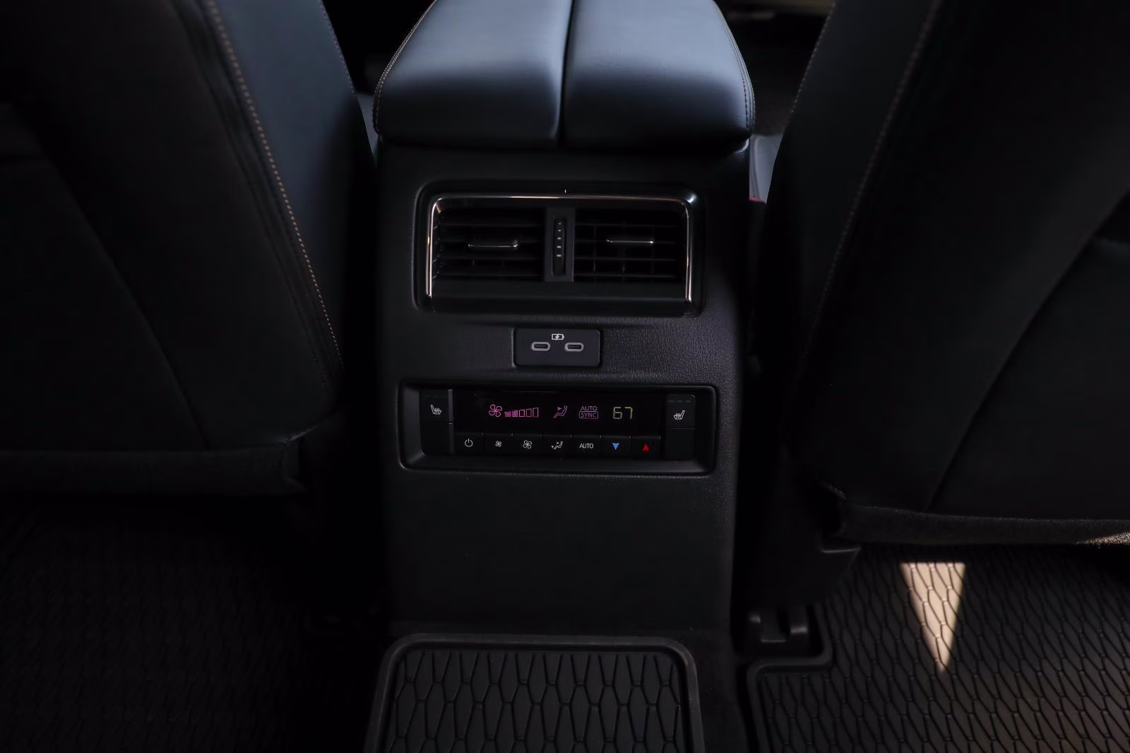 2024 Machine Gray Metallic Mazda CX-90 PHEV Premium Plus AWD SUV