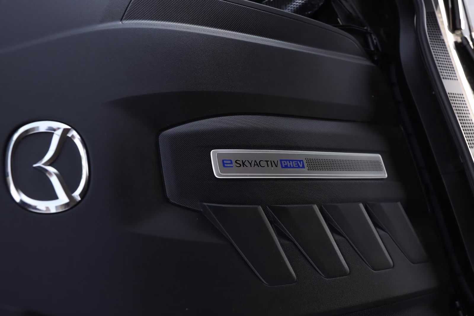 2024 Machine Gray Metallic Mazda CX-90 PHEV Premium Plus AWD SUV