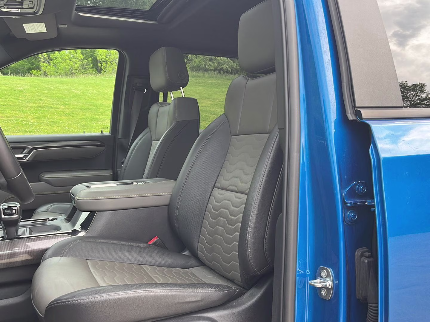 2022 Glacier Blue Metallic Chevrolet Silverado 1500 ZR2 4X4 Truck