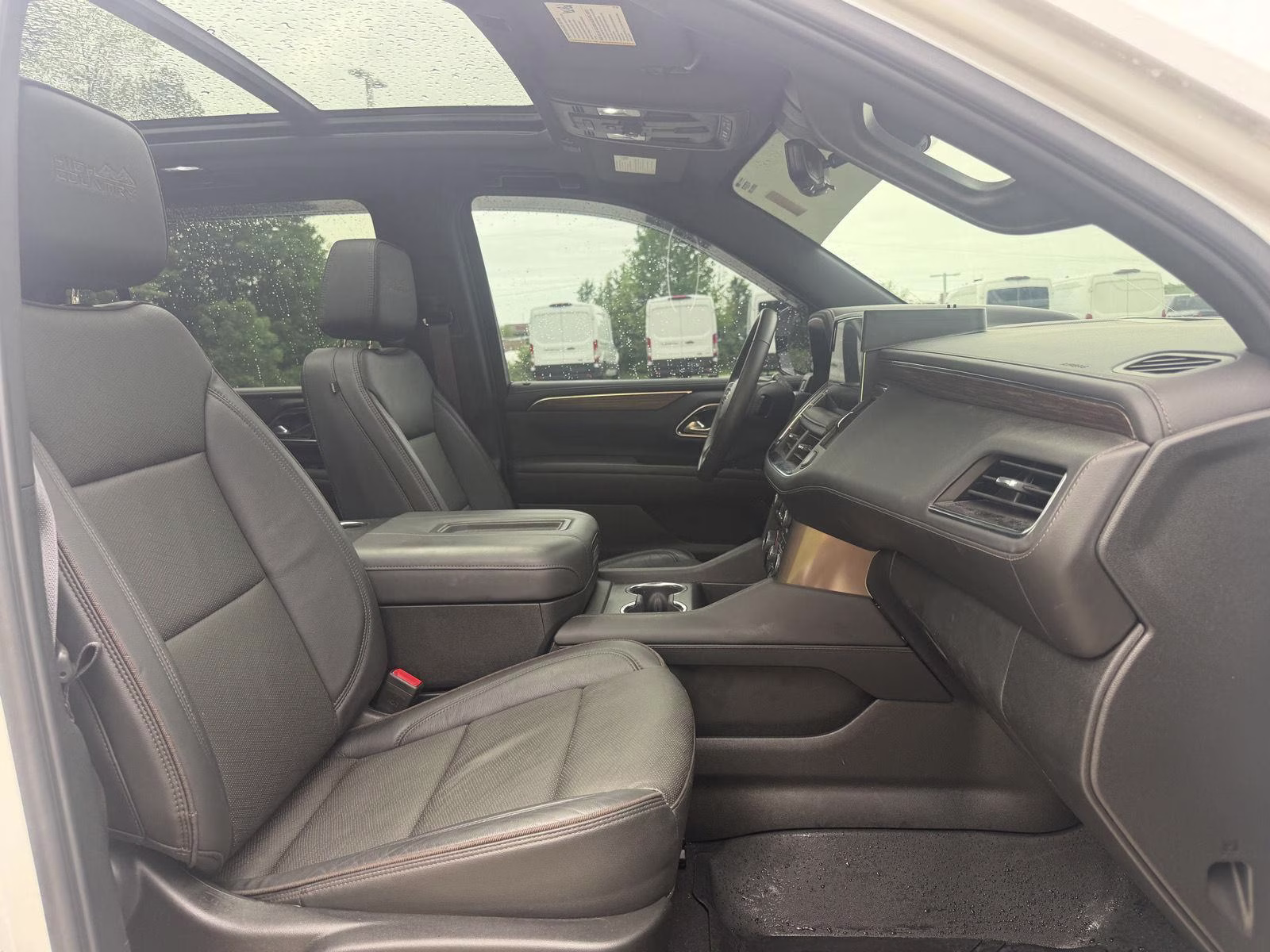 2024 Iridescent Pearl Tricoat Chevrolet Suburban High Country 4X4 SUV