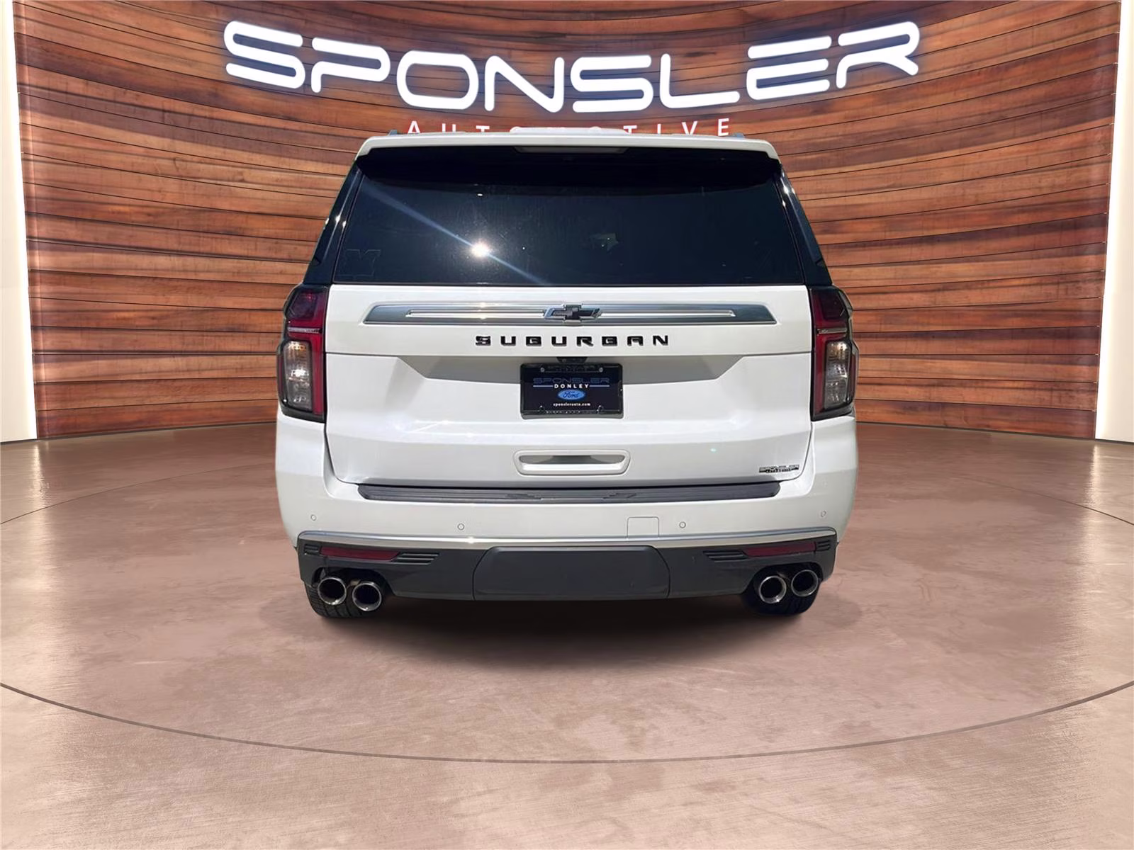 2024 Iridescent Pearl Tricoat Chevrolet Suburban High Country 4X4 SUV