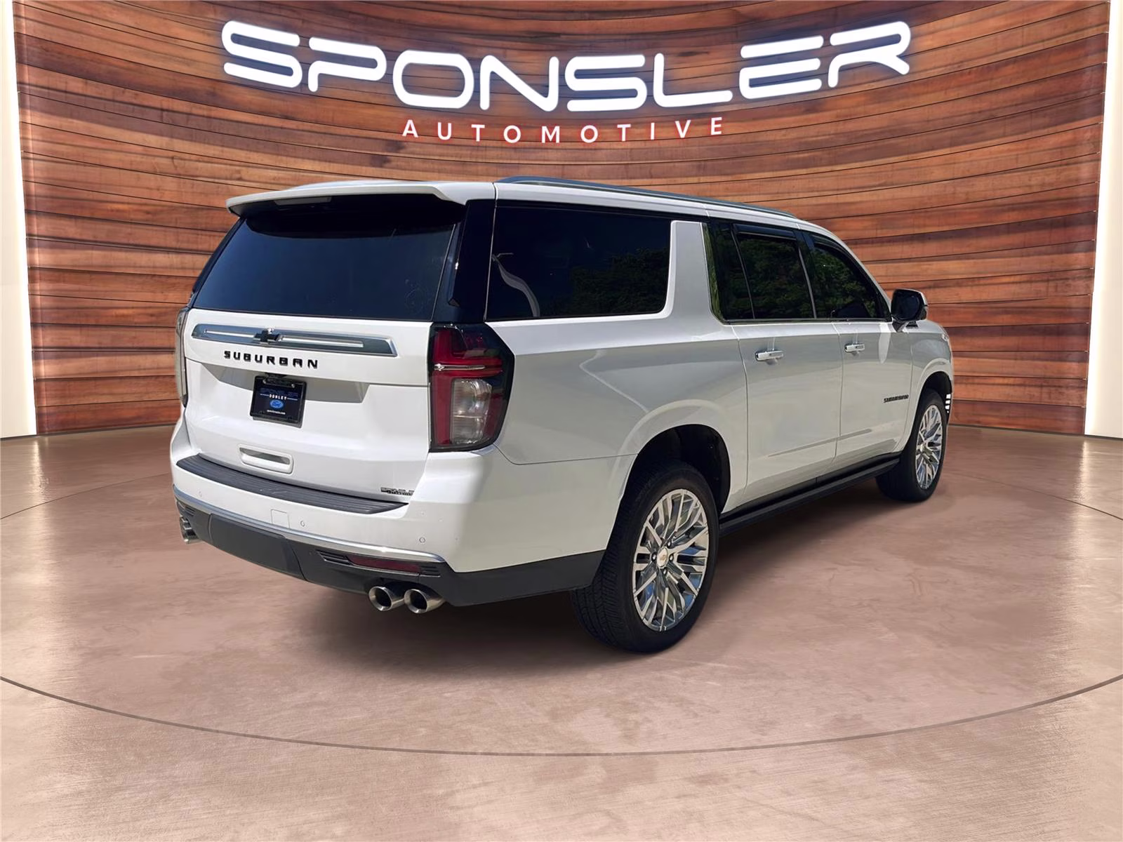 2024 Iridescent Pearl Tricoat Chevrolet Suburban High Country 4X4 SUV