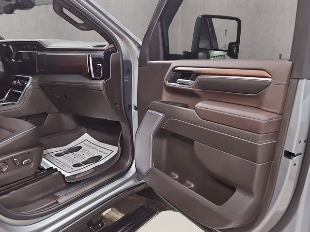 2025 Sterling Metallic GMC Sierra 2500HD Denali 4X4 Truck