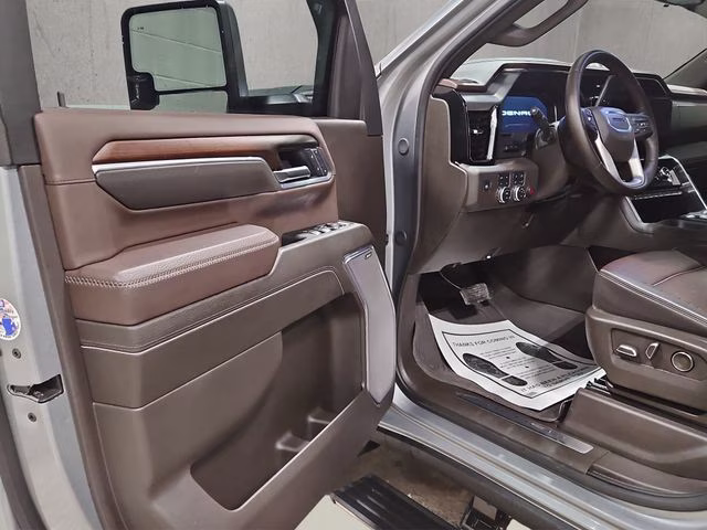 2025 Sterling Metallic GMC Sierra 2500HD Denali 4X4 Truck
