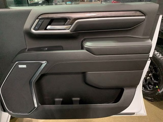 2024 Summit White Chevrolet Silverado 2500HD LTZ 4X4 Truck