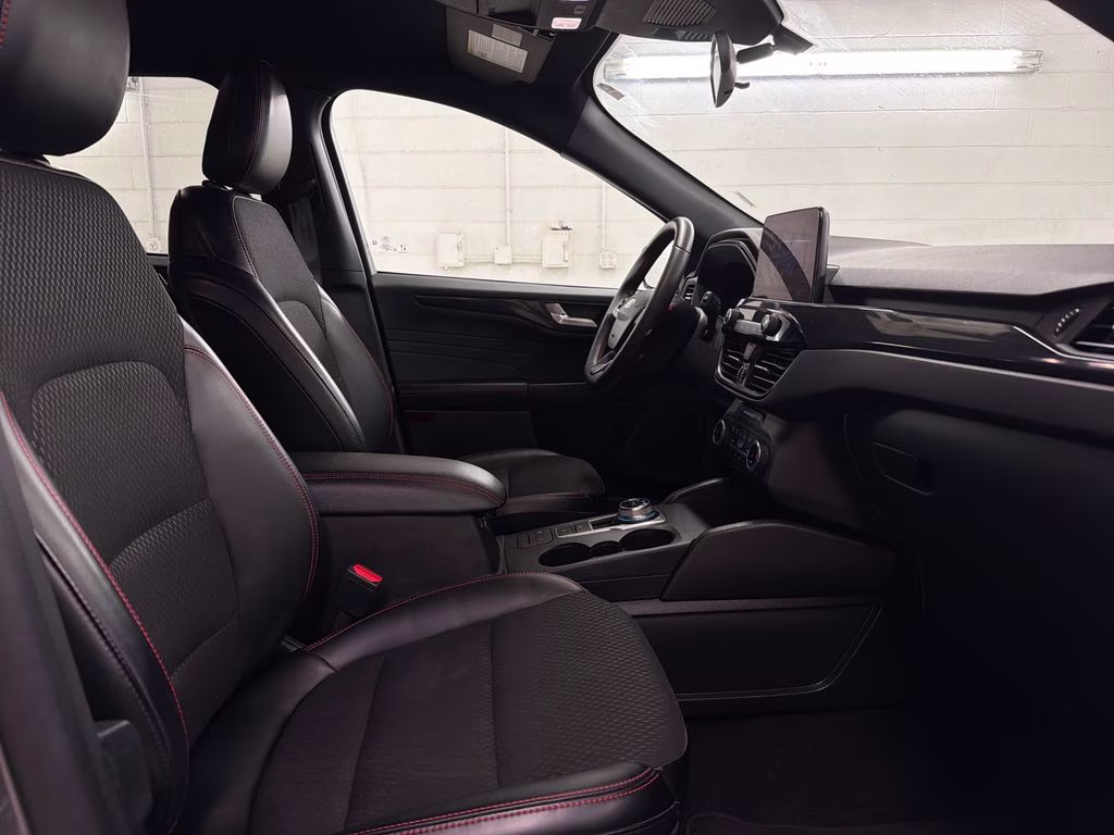 2025 Carbonized Gray Metallic Ford Escape ST-Line FWD SUV