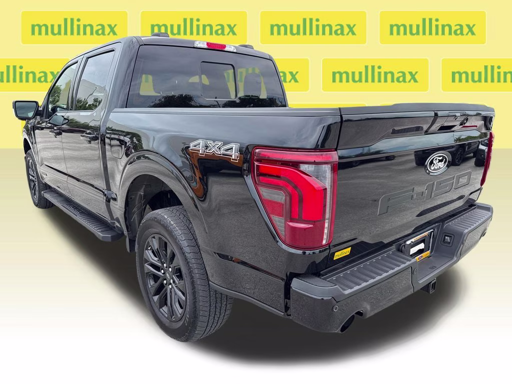 2025 Agate Black Metallic Ford F-150 Lariat 4X4 Truck