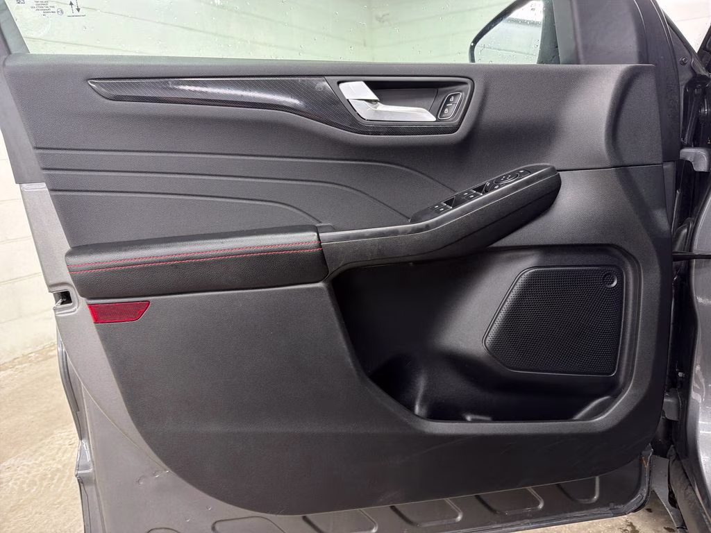 2025 Carbonized Gray Metallic Ford Escape ST-Line FWD SUV