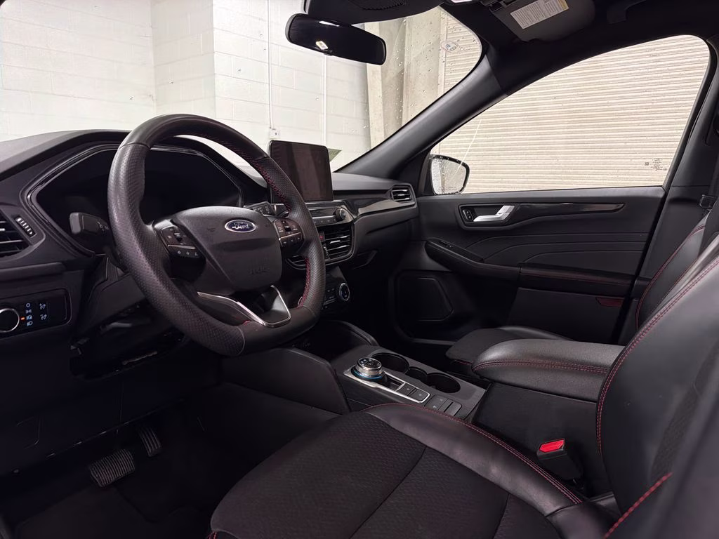 2025 Carbonized Gray Metallic Ford Escape ST-Line FWD SUV
