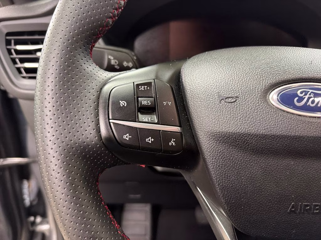 2025 Carbonized Gray Metallic Ford Escape ST-Line FWD SUV