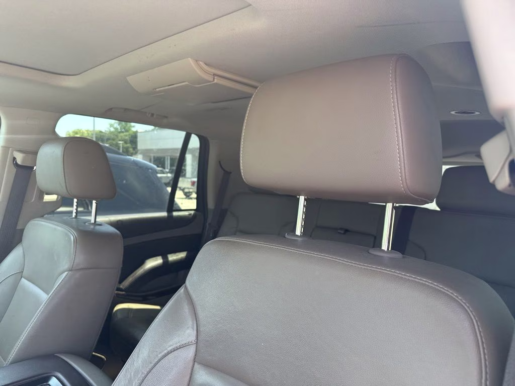 2018 Silver Ice Metallic Chevrolet Tahoe LT RWD SUV