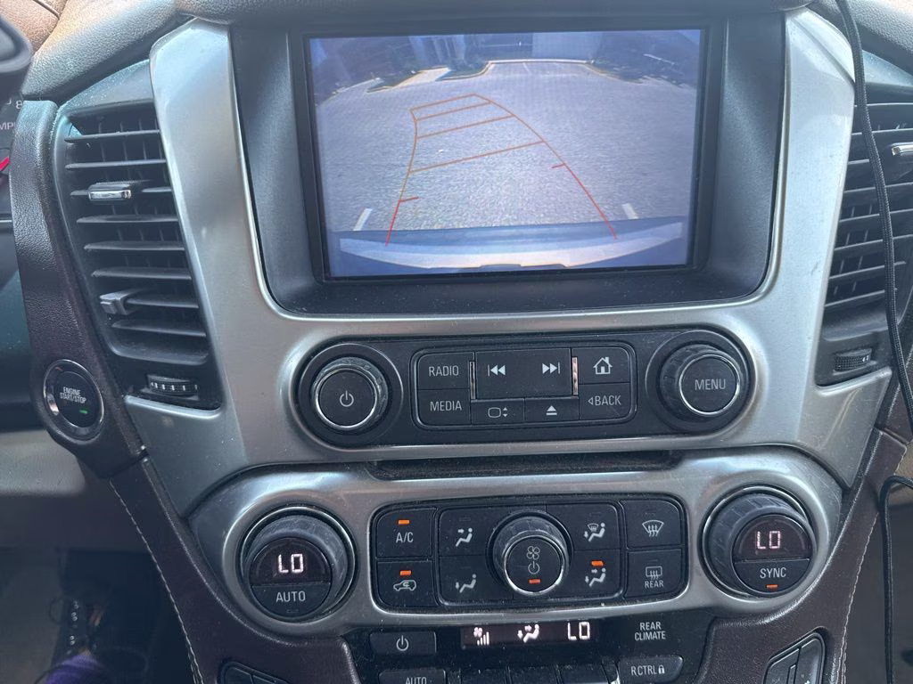 2018 Silver Ice Metallic Chevrolet Tahoe LT RWD SUV