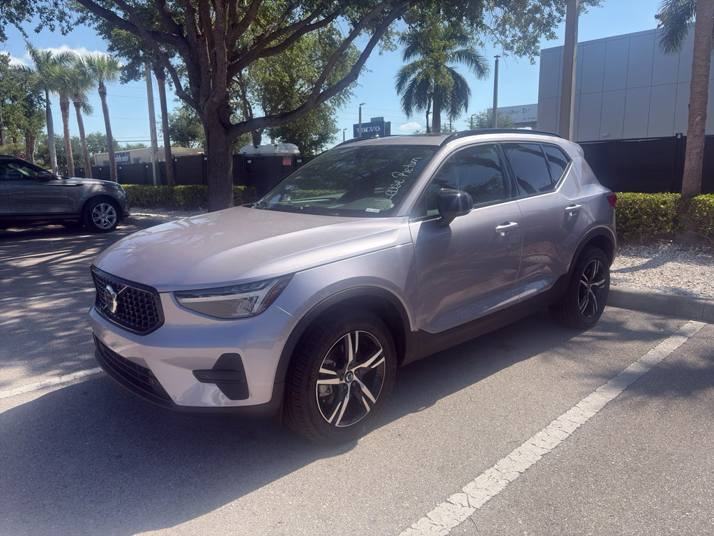 2026 Aurora Silver Volvo XC40 Plus FWD SUV