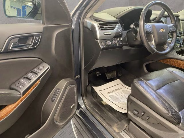 2020 Shadow Gray Metallic Chevrolet Tahoe Premier 4X4 SUV