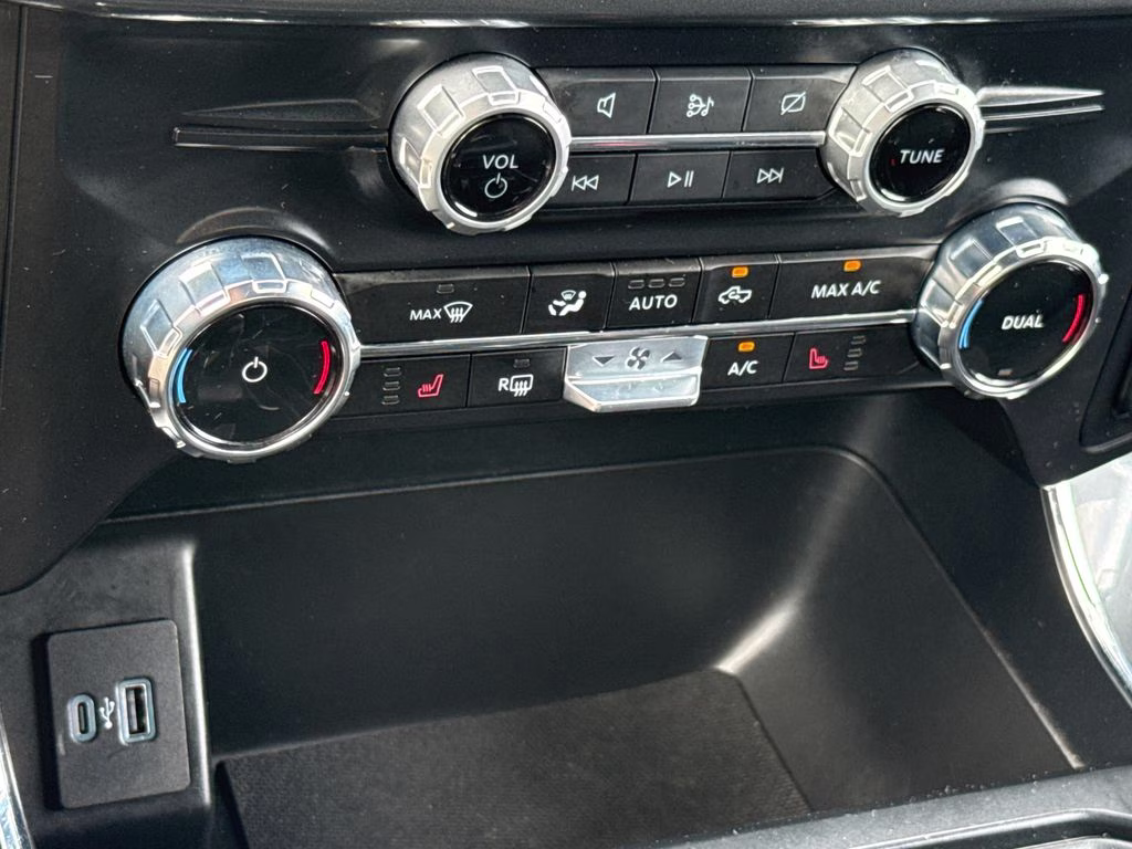 2023 Avalanche Ford F-150 XLT 4X4 Truck