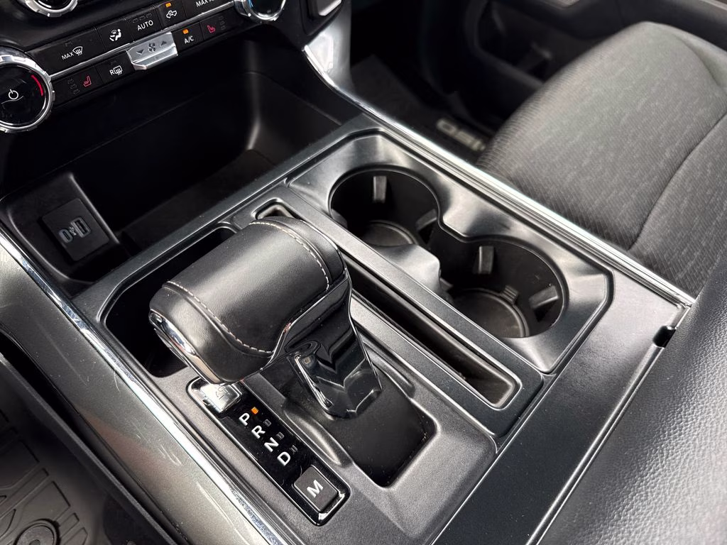 2023 Avalanche Ford F-150 XLT 4X4 Truck