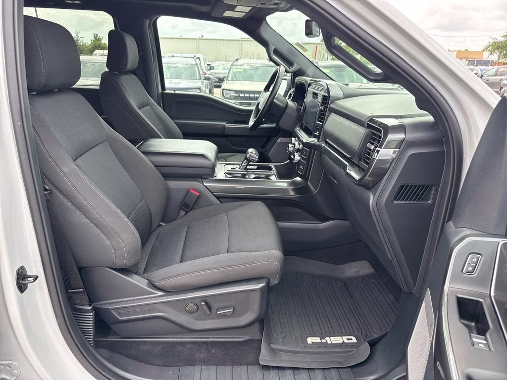 2023 Avalanche Ford F-150 XLT 4X4 Truck