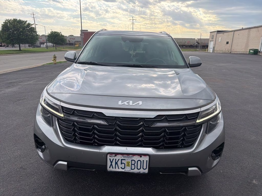 2024 Steel Gray Kia Seltos S AWD SUV