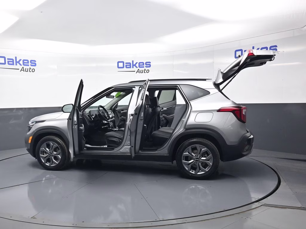 2024 Steel Gray Kia Seltos S AWD SUV