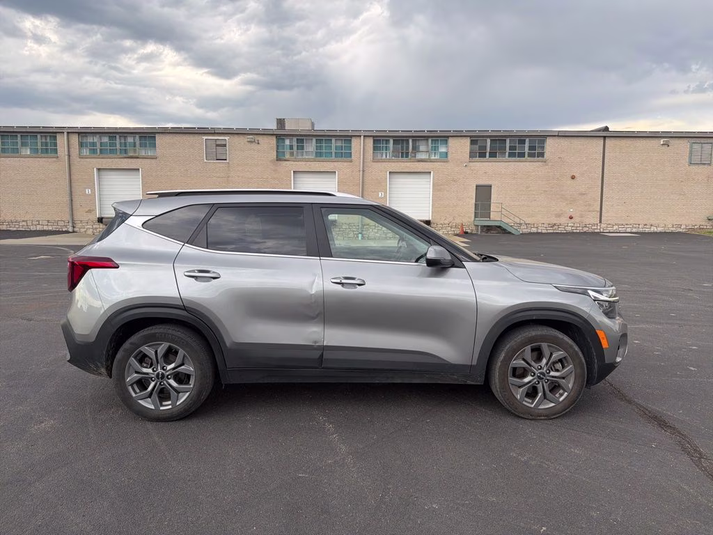 2024 Steel Gray Kia Seltos S AWD SUV