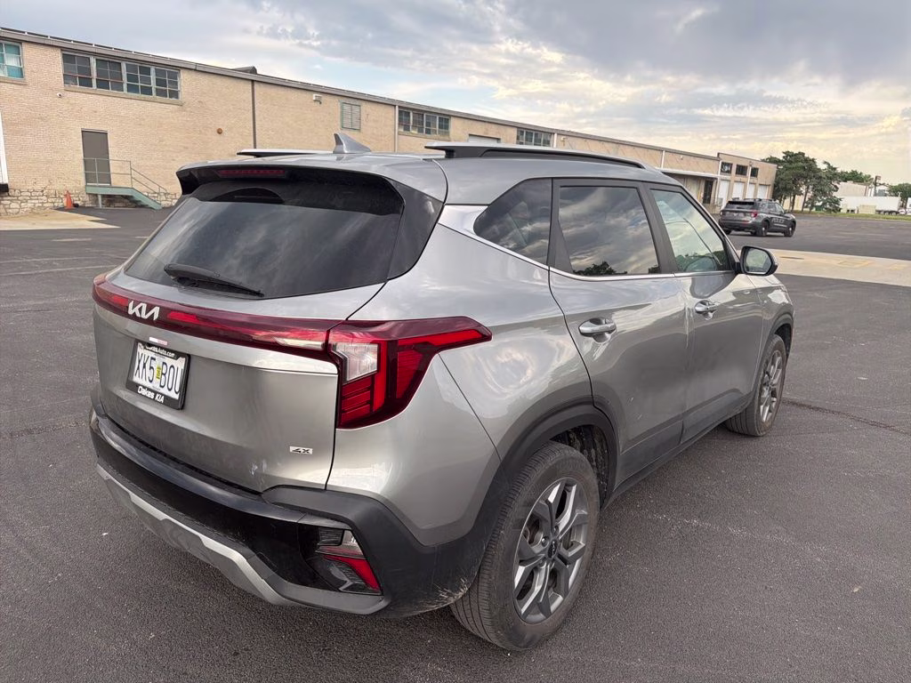 2024 Steel Gray Kia Seltos S AWD SUV