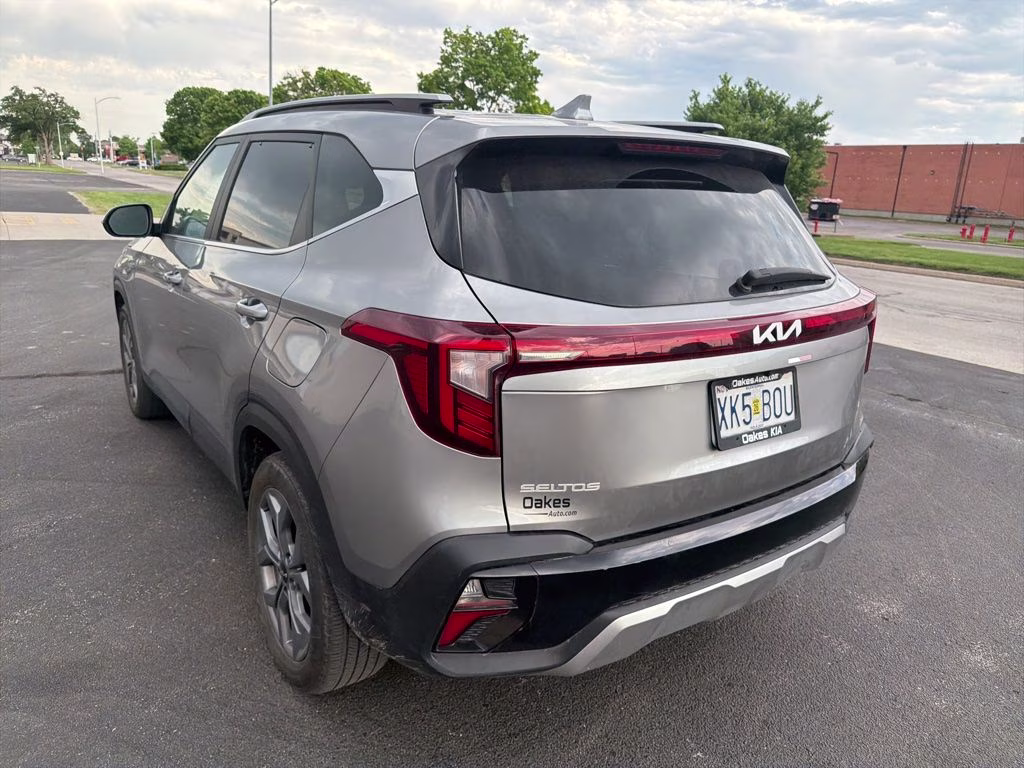 2024 Steel Gray Kia Seltos S AWD SUV