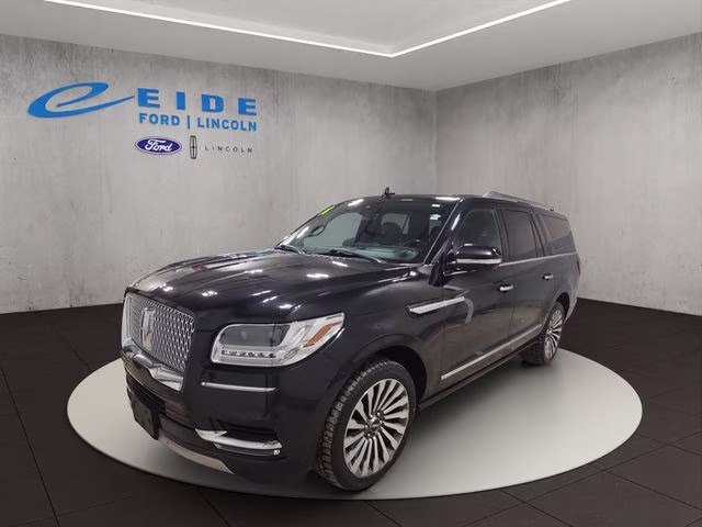 2018 Black Velvet Lincoln Navigator L Reserve 4X4 SUV