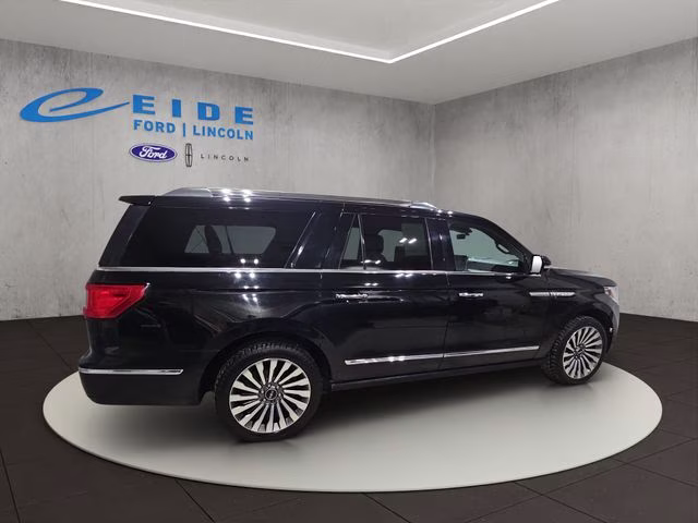 2018 Black Velvet Lincoln Navigator L Reserve 4X4 SUV