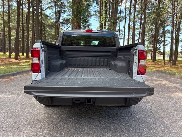 2025 White Metallic Ford Maverick XLT AWD Truck