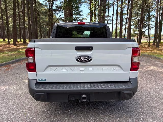 2025 White Metallic Ford Maverick XLT AWD Truck