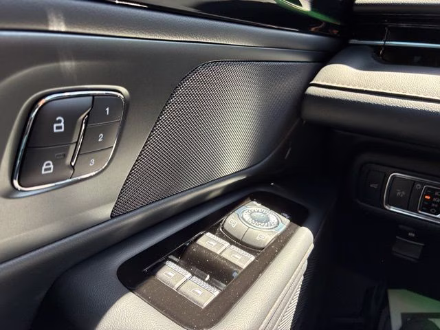 2024 Blue Lincoln Nautilus Reserve AWD SUV