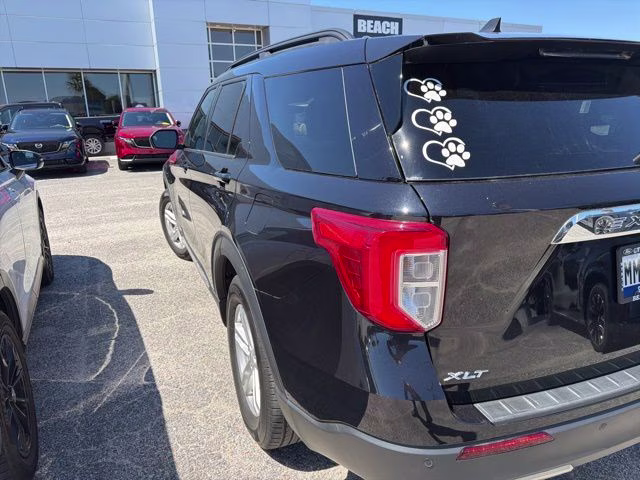 2022 Agate Black Metallic Ford Explorer XLT RWD SUV