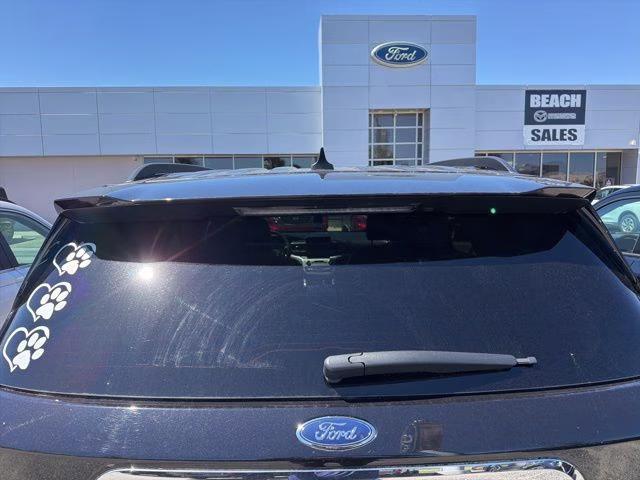 2022 Agate Black Metallic Ford Explorer XLT RWD SUV