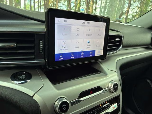 2022 Black Metallic Ford Explorer XLT RWD SUV