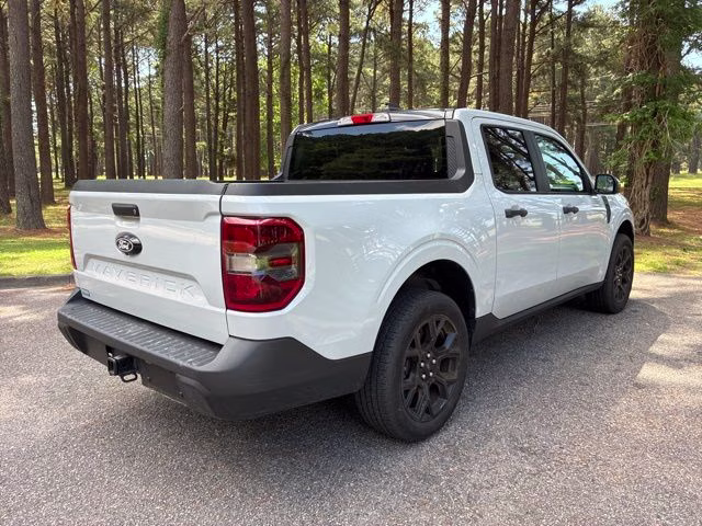 2025 White Metallic Ford Maverick XLT AWD Truck