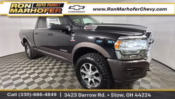 2024 Diamond Black Crystal Pearlcoat Ram 2500 Longhorn 4X4 Truck
