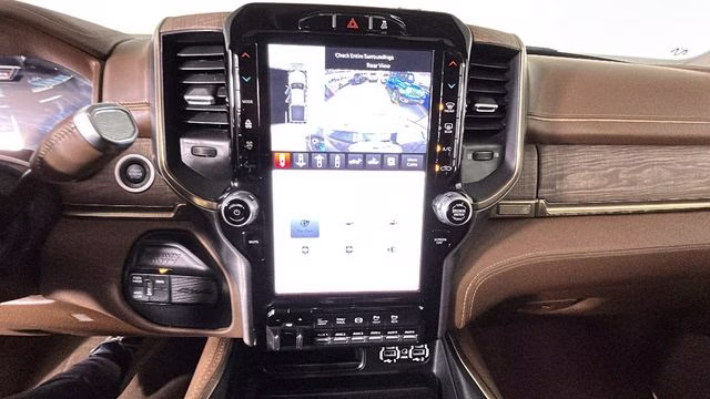 2024 Diamond Black Crystal Pearlcoat Ram 2500 Longhorn 4X4 Truck