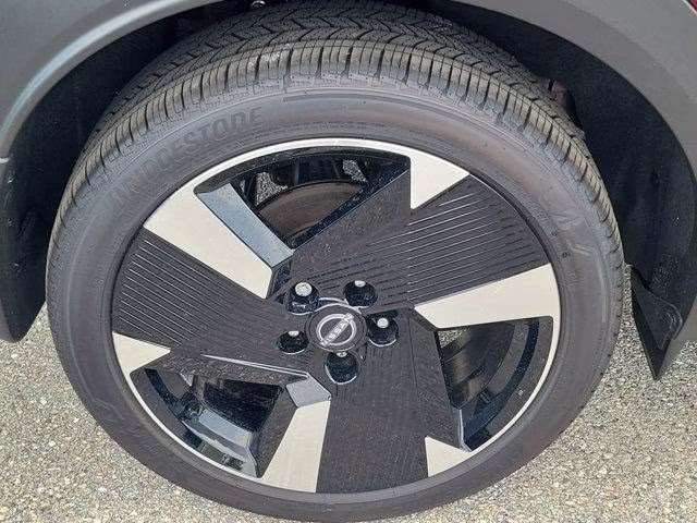 2026 Scarlet Ember Tintcoat Nissan Kicks SR AWD SUV